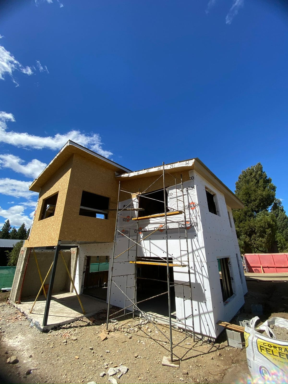 Montajes estructuras Bariloche - Obra Solares 3 - RH Construcción